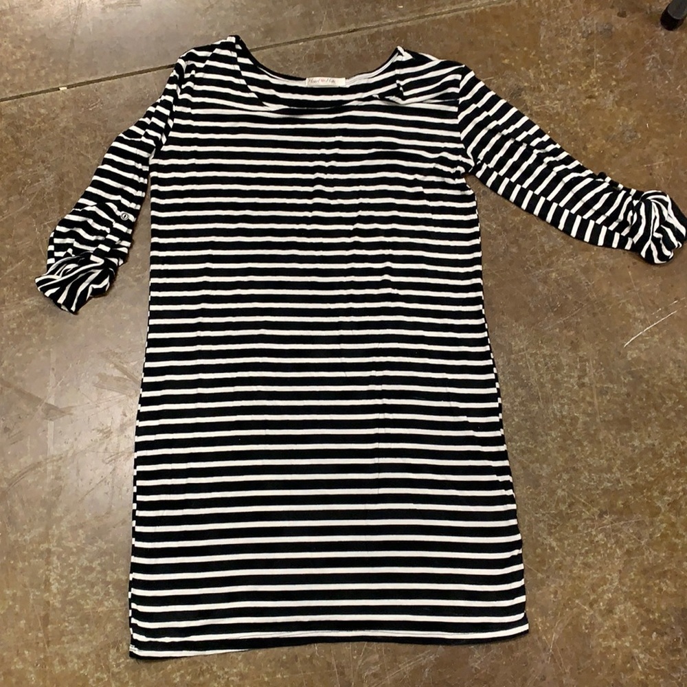 Maternity Heart & Hips black & white strips size L